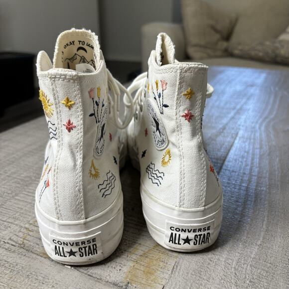 Converse All Star Women’s Size 7 It's Okay To Wander Platform High Top Shoes - Picture 4 of 12